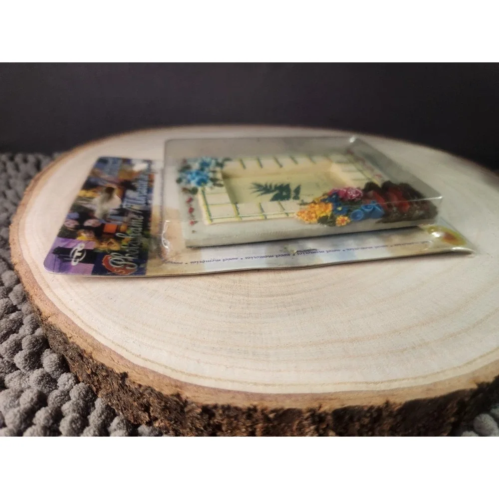 CTG Hand-painted Resin Photo Frame Vintage 2 x 3‎ Inch Floral Design~NEW